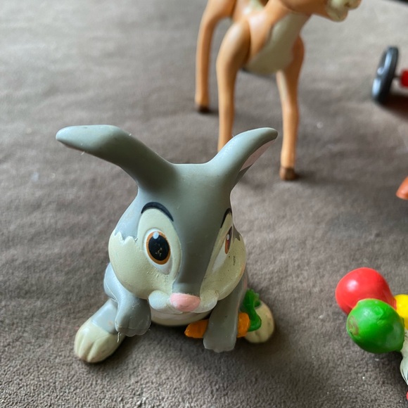 Disney Lot - Picture 7 of 8